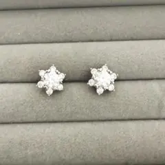 モアサナイト ピアス(両耳用)