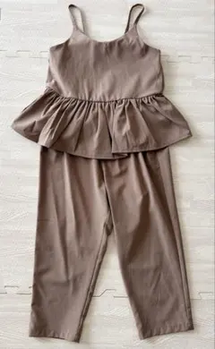 西松屋　キャミソール　セットアップ　ベージュ