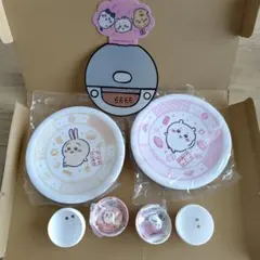 ちいかわ　くら寿司　コラボ　皿２枚＆ビッくらポン２個