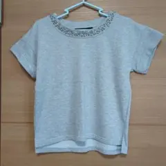 YEVS ビジュー付きグレー半袖Tシャツのサムネイル