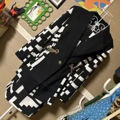 レトロ古着 バブリー 黒×総柄 ✧チェーン✧ セットアップ ヴィンテージ 未使用