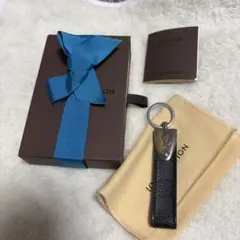 LOUIS VUITTON ルイ ヴィトン レザー キーリング