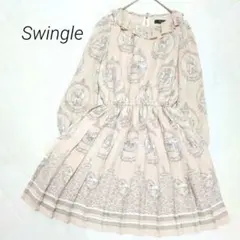 Swingle スウィングルベージュ 膝丈Aラインワンピース フリル襟 ピンクのサムネイル
