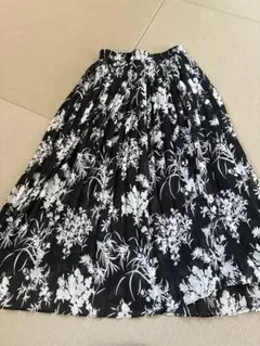 アズール　プリーツロングスカート