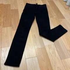 【美品】UNIQLO ブラックデニム 24 (61cm)
