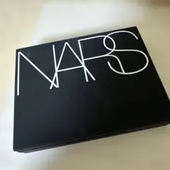 nars ライトリフレクティングセッティングパウダー ベージュ