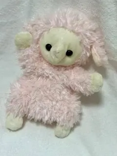 ピンクの羊型ぬいぐるみのサムネイル