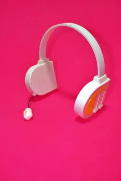 鏡音レン　リン　風ホワイト・イエローヘッドフォン・マイク付き