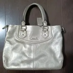 COACH ハンドバッグ ゴールド パンチングレザーのサムネイル
