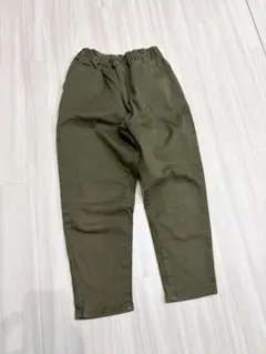 GUのびのびワイドテーパードパンツ140カーキ