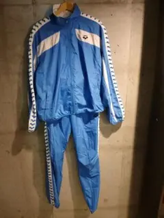 大人気　arena　ナイロン トラック上下セット　送料無料24H内　水泳