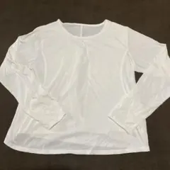 授乳服　カットソー　白シャツ　サイズM〜L