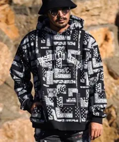 アダムスジャグラー ペイズリーパーカー サイズL