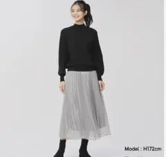 GU シャイニープリーツスカート Mのサムネイル