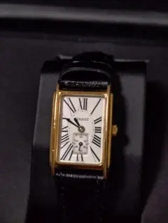 稼働品】TISSOT A222 ローマン タンク スモセコ クオーツ レディースのサムネイル