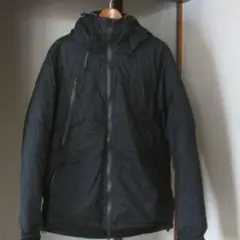 コラボ ダウンジャケット