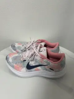 Item thumbnail for item c0f726f2-4727-41da-89c5-31d2d7a65612