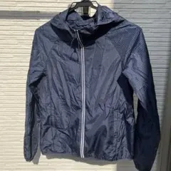 ユニクロ　ポケッタブル　パーカー　S￼
