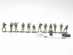 1 塗装しました 連邦軍風 1/150 ジオラマ人間 軍人Ver.