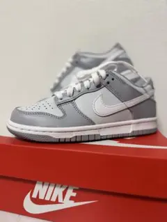 NIKE DUNK LOW グレー/ホワイトスニーカー 23.0
