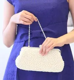 パール風ビーズ装飾クラッチバッグ　ホワイト