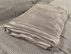 ニトリ　重たい毛布　5キロ