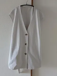 GU　ベスト、ジレ