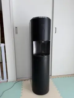 ブラック ウォーターサーバー 冷温水供給のサムネイル