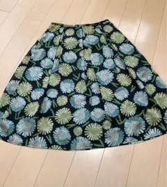 ホコモモラ　フレアスカート 花柄　グリーン　Jocomomola 40 きれいめ