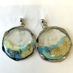 6147 イエローとブルー、グリーンのピアス