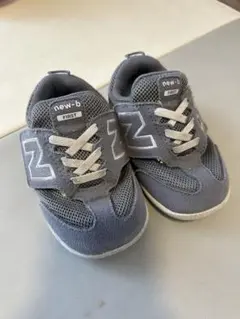 new-b ベビーシューズ グレー