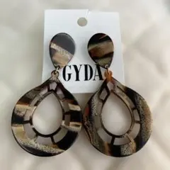 Item thumbnail for item c5010302-3dff-4278-a954-7d42791b808a