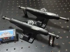 INDEPENDENT トラック ST11 BLACKOUT 144 HI