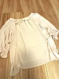 組曲　オフショルダー薄ピンク五分袖ブラウス