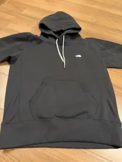 【美品】レディース THE NORTH FACE フード付きパーカー 黒 M