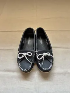 2026年最新】Minnetonka カラー：ネイビー系 レディース モカシンの