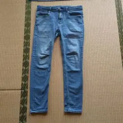 GU スリムフィットデニム 30 ライトブルー