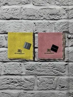 美品　BURBERRY　タオルハンカチ2枚セット　ｗ1526-0421-11-2