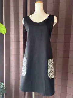 ハンドメイド バッククロスエプロン 黒ツイルのサムネイル