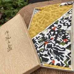 京都で購入　ヴィンテージ　風呂敷 多色柄　箱入り•新品