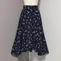 マジェスティックレゴン 花柄 イレヘム ラップ スカート ネイビー