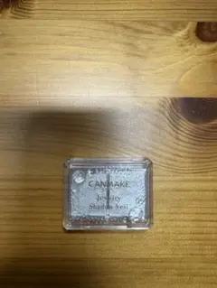 ジュエリーシャドウベール01 キャンメイク イノセントクリスタル 2.4g