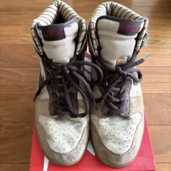 Item thumbnail for item 6e40731a-fb42-4b80-9b37-d9d4884a1099