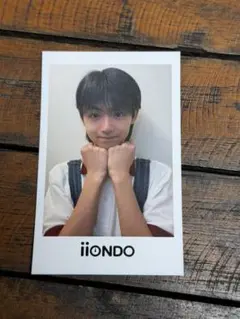 iiondo はつ恋チェキ風ソロカード 三戸琳仁オーバーオール