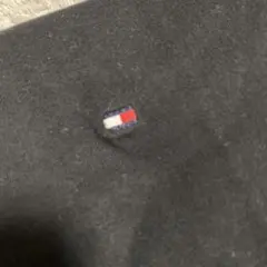 TOMMY HILFIGER 黒 Tシャツ