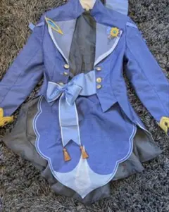 Item thumbnail for item c4305b0b-cd74-402e-83be-4e5c3b3ab0c9