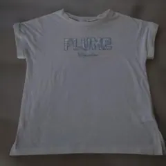 【美品】a.v.v Tシャツ PLUMEロゴ刺繍 ホワイトのサムネイル