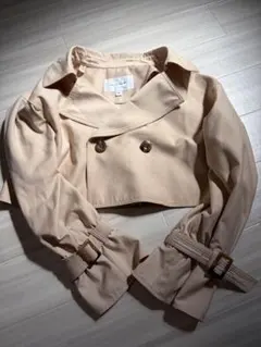 JILL STUART ベージュ トレンチコート Mサイズのサムネイル