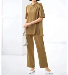 FILAカーキ色プリーツバックセットアップ新品未使用タグ付き