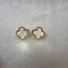 CRAIFE（クライフ）　フラワー　ピアス